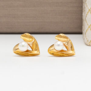 Vintagekoru, Lapponian ja Björn Weckströmin ainutlaatuinen design. Laadukkaita suomalaisia koruja luonnon inspiroimalla veistoksellisella tyylillä.