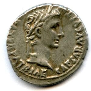 Augustus. Denaari. Lyon, 2 eKr - 4 jKr.