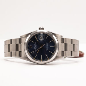 Rolex Date on ajaton klassikkokello, joka edustaa Rolexin tunnistettavaa laatua ja selkeää, tasapainoista muotoilua.