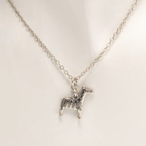 Runoratsu on Kalevala Korun korusarja, jonka muotokieli ammentaa inspiraationsa suomalaisesta muinaisrunoudesta ja Kalevalan maailmasta.