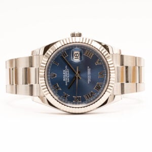Tämä Rolex Datejust 41 mm yhdistää sporttisen ja arvokkaan ilmeen poikkeuksellisen onnistuneella tavalla.
