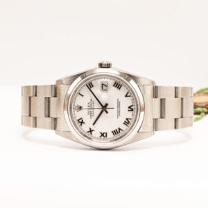 Rolex Datejust 36 mm vuodelta 2001. Täyshuollettu 6/2026. Mukana Rolex-kotelo, käyttöohjekirja ja huoltosaate. Ajaton teräsklassikko.